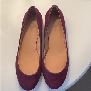 J Crew women’s round toed flats in maroon
